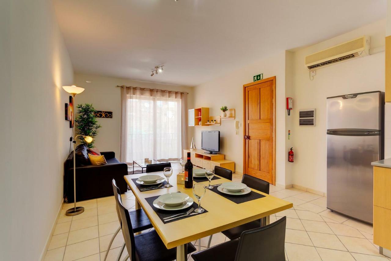 Spacious, Top Location Sliema Apartment Ngoại thất bức ảnh
